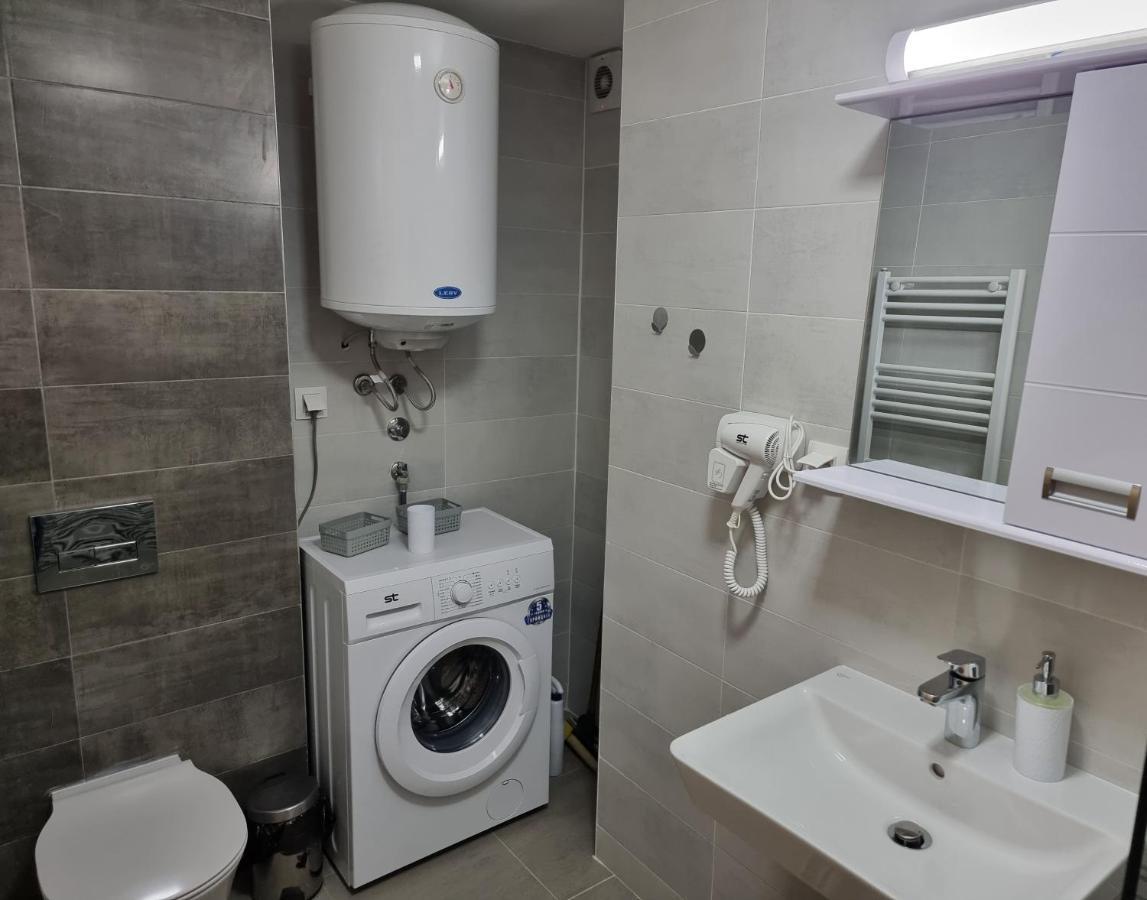 Modern & Trendy Apartment Skopje Eksteriør bilde