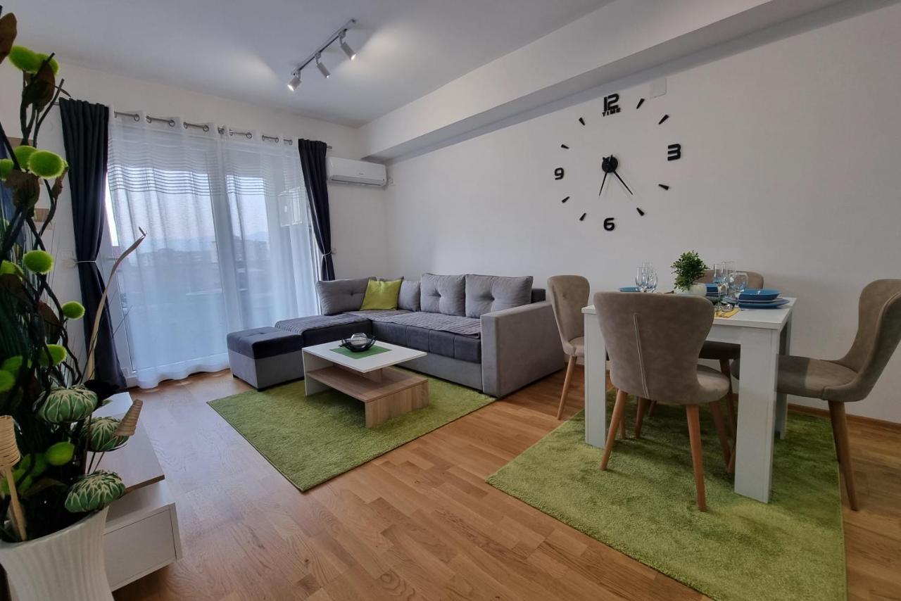 Modern & Trendy Apartment Skopje Eksteriør bilde